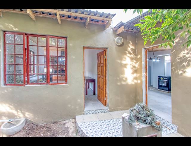 1 BEDROOM APARTMENT TO LET IN WOODMEAD